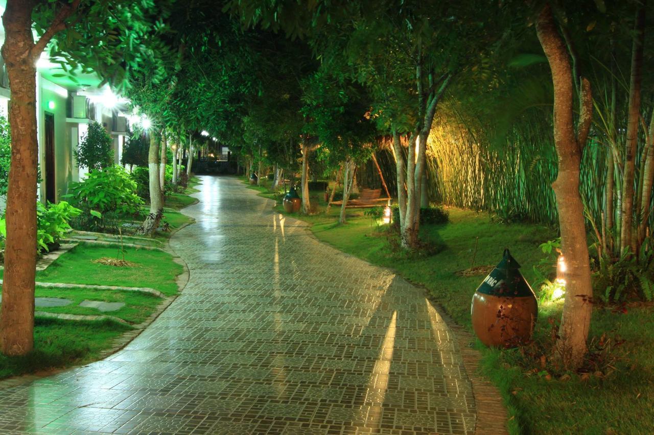 Ho Nam Resort Bac Lieu Esterno foto